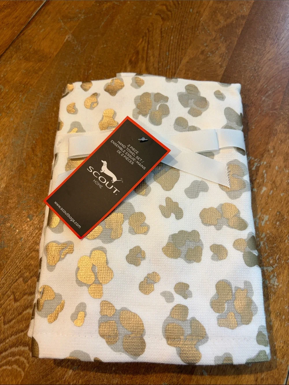 Scout Home 2-Piece Hand Towel Set NWT Gold/silver cheetah